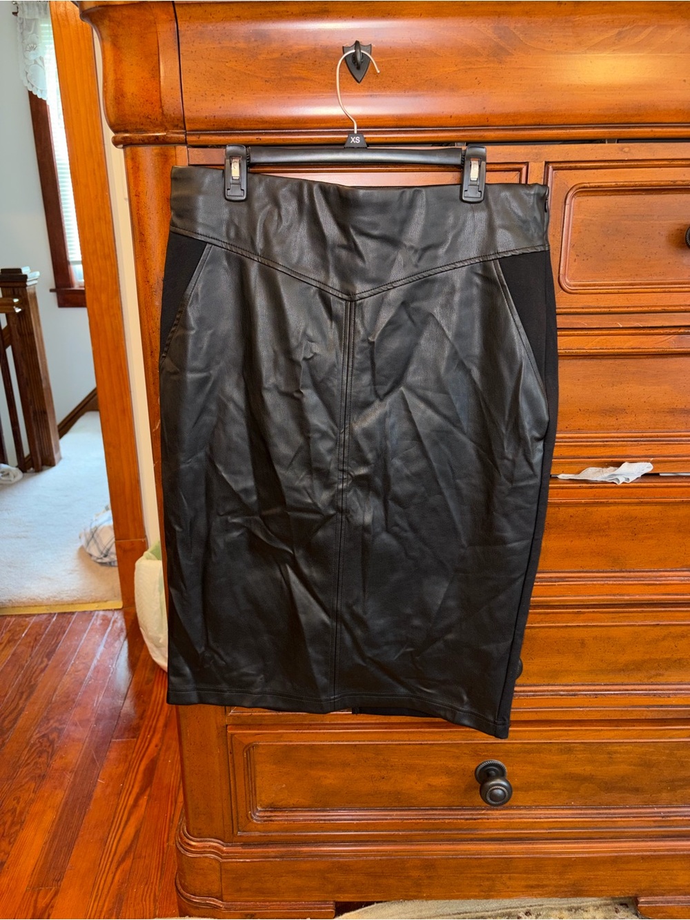 River Island Plus Black Faux Leather Pencil Skirt Size US 14 / UK 18 NWT - Picture 3 of 9